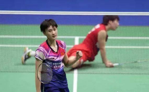 这条社媒动 这条社媒动